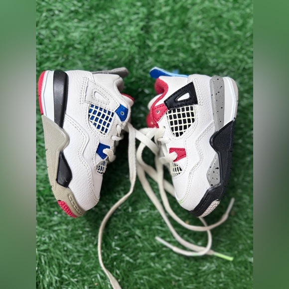 Nike Other - Jordan 4 Retro
What The (TD) Size‎ 4C